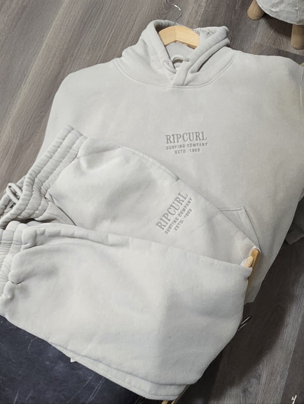 Rip Curl Jogger & Hoodie Set